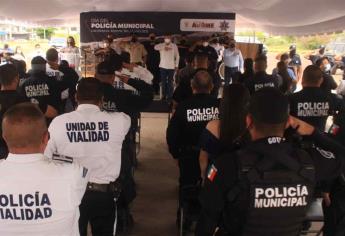 Celebran el Día del Policía en Ahome con aumento salarial del 7%