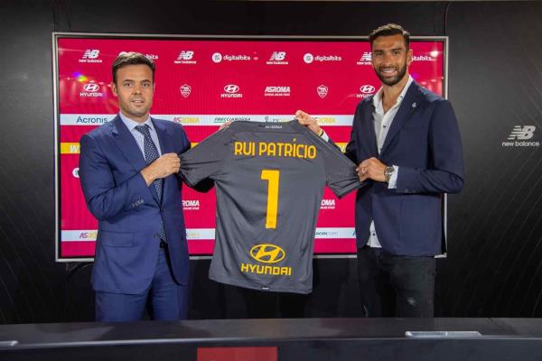 Rui Patricio es presentado como nuevo portero de la Roma