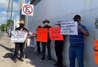 Se manifiestan policías de Culiacán en defensa de sus derechos laborales