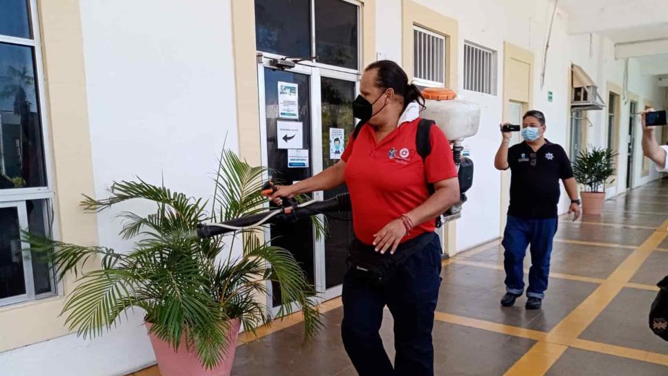 Desinfectan oficinas del Ayuntamiento de Mazatlán