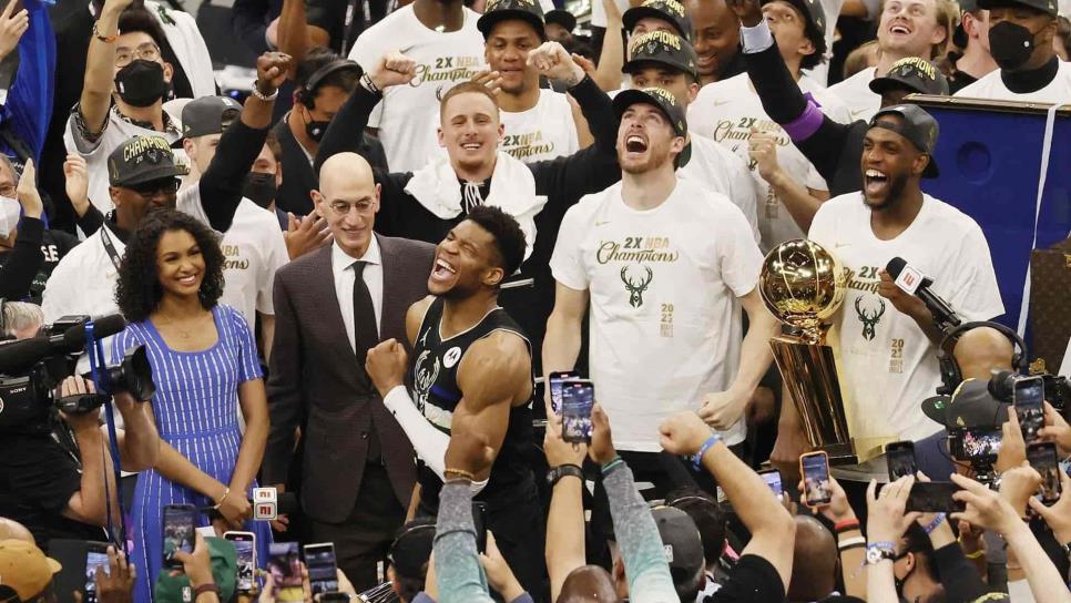 Bucks derrota a los Phoenix Suns y se corona en la NBA Bucks derrota a los Phoenix Suns y se corona en la NBA