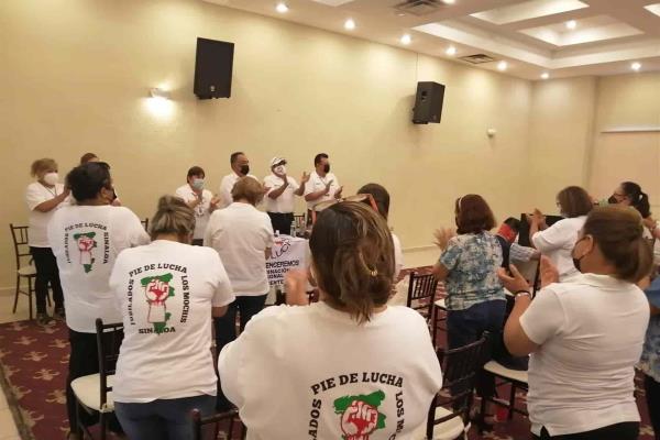 Jubilados en Pie de Lucha gestionan se les entreguen sus afores