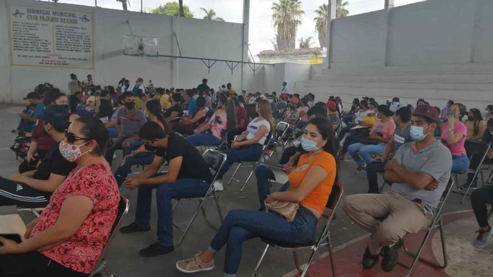 Delegado del ISSSTE en Sinaloa llama a jóvenes a confiar en las vacunas contra el covid