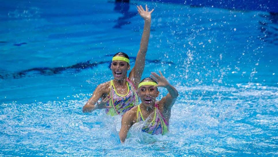 Avanzan Nuria y Joana a la final de Natación Artística