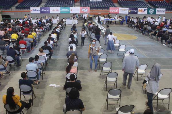 Listos los horarios para la vacunación de 40-59 años