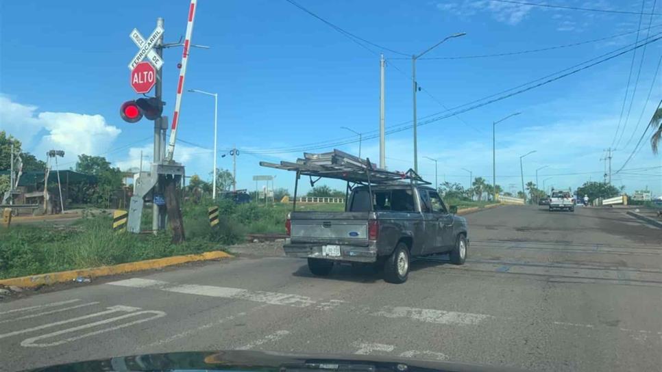 Denuncian señal del tren descompuesta en Culiacán Denuncian señal del tren descompuesta en Culiacán