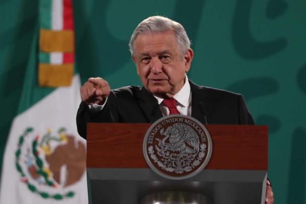 AMLO pide renovación completa de Tribunal Electoral pese a renuncias