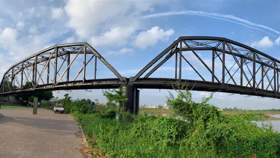 Iluminan el Puente Negro, la obra se inaugurará en festejos del 15 de septiembre