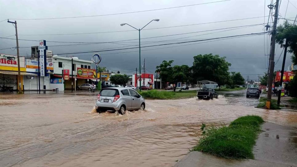 “Nora” deja lluvias de 210 mm y afectaciones en diversos puntos de Mazatlán