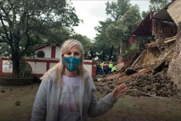 Se desgaja un cerro cae sobre albergue para perros en Xochimilco, están atrapados