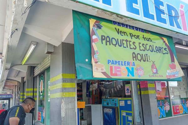 Inicia canje de útiles en papelerías en Mazatlán