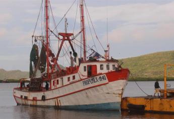 Denuncian que API aplica nuevo impuesto al combustible de barcos en Topolobampo