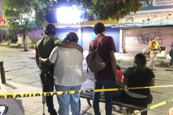 Susana tenía dos años trabajando en la zapatería; hoy deja huérfano a niño de 11 años