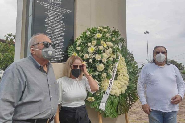 Recuerdan en Mazatlán a pescadores fallecidos tras huracán Ismael