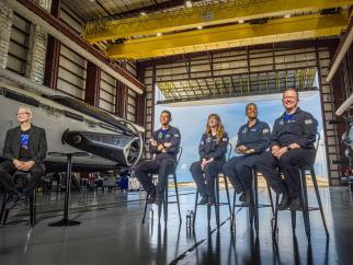 SpaceX, lista para despegue de la primera misión espacial completamente civil SpaceX, lista para despegue de la primera misión espacial completamente civil