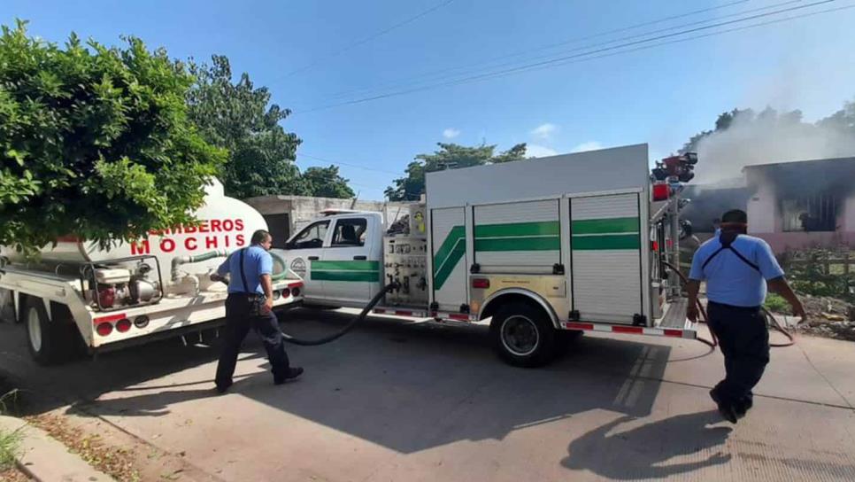 Pareja discute e incendia su casa en Las Canteras