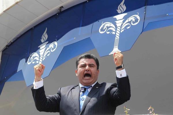 Aplazan hasta mayo de 2022 juicio contra líder de La Luz del Mundo en EEUU