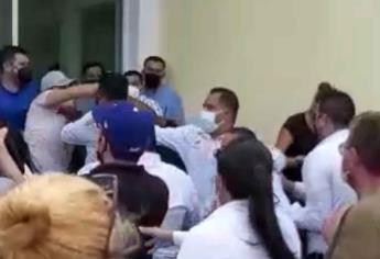 Trabajadores del STASAC llegan a los golpes por asamblea de expulsión