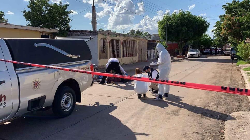 Joven acusado de asesinato en Los Mochis es entregado por su madre a las autoridades