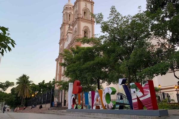 En paracaídas y globo aerostático, festejarán el Aniversario de Culiacán