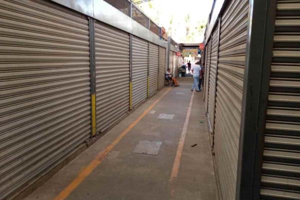 Crisis por pandemia provoca cierre de más locales en mercados de Ahome