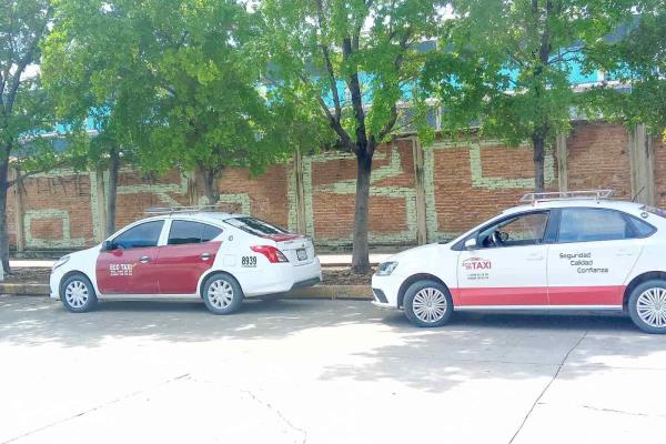 Taxistas rechazan regularización de plataformas en el transporte público