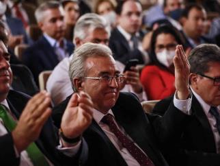 Asiste Rocha Moya a informe del senador Guadiana y a toma de protesta de Samuel García Asiste Rocha Moya a informe del senador Guadiana y a toma de protesta de Samuel García