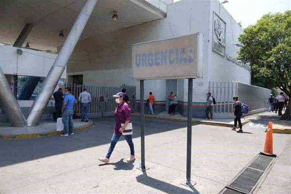 A punto de salirse prótesis de la pierna de Felicia, la operaron en el ISSSTE