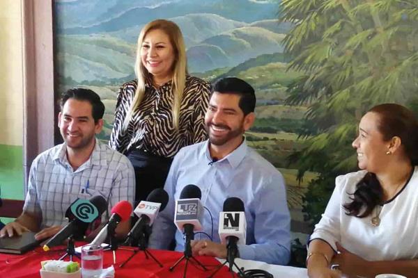 Ya no vamos a ser diputados de escritorio, iremos a las colonias: Juan Carlos Patrón