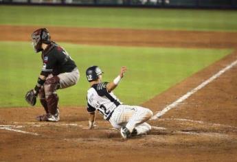 El pitcheo vuelve a ser clave en triunfo de Sultanes sobre Tomateros