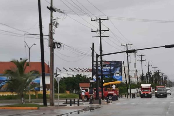 Huracán «Pamela» deja sin luz varios sectores de Mazatlán