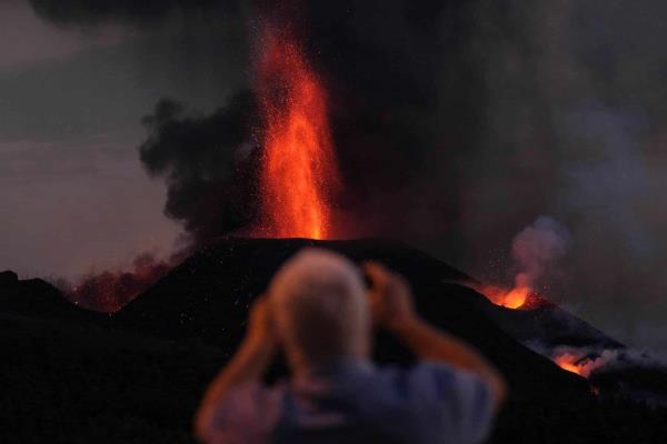 Desarrollan un instrumento para medir in situ la temperatura de un volcán
