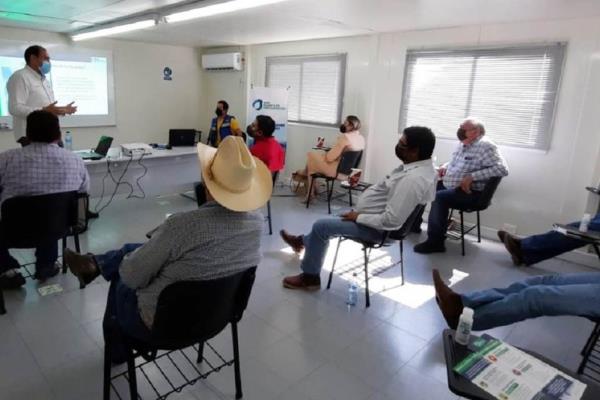 Dirigentes agrícolas «urgen» la construcción de la planta de fertilizantes