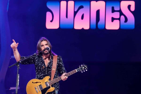 Juanes será el telonero de los Rolling Stones en concierto de Dallas
