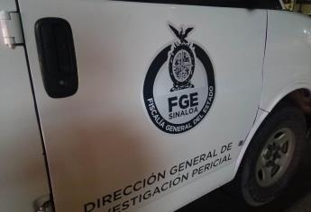 Llegan con cuerpo de mujer asesinada a funeraria de Culiacán