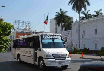 Denuncian estudiantes que choferes de urbanos no les hacen descuento