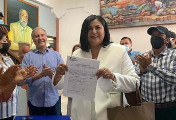 Se registra Verónica Montaño como candidata a la dirigencia estatal del PAN