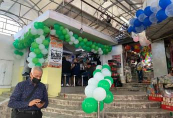 Con banda, pastel y ofertas, celebran 105 aniversario del mercado Garmendia en Culiacán