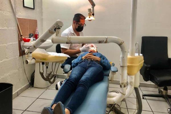 DIF Escuinapa ofrece servicio de odontología a bajo costo