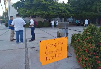 Trabajadores del Hospital General regresan a sus áreas, pero bajo protesta