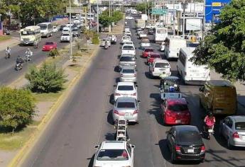 Sancionarán a motociclistas que se metan entre los carros o usen puentes peatonales