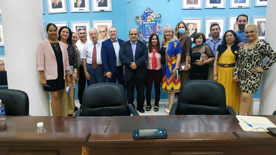 Cabildo de Mazatlán estrecha lazos de amistad con representantes de países europeos