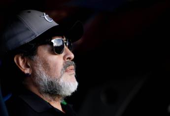 Médicos que cuidaban de Maradona irán a juicio por presunto homicidio