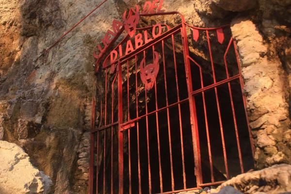 ¿En Mazatlán se aparece el diablo? Conoce la historia de «La Cueva del Diablo»