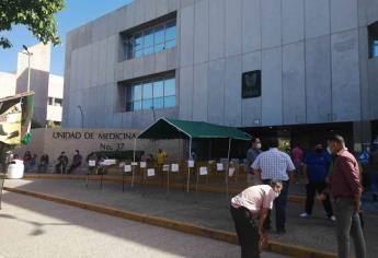 Bebé queda grave tras vacuna en el IMSS de Los Mochis; denuncian que le niegan rehabilitación