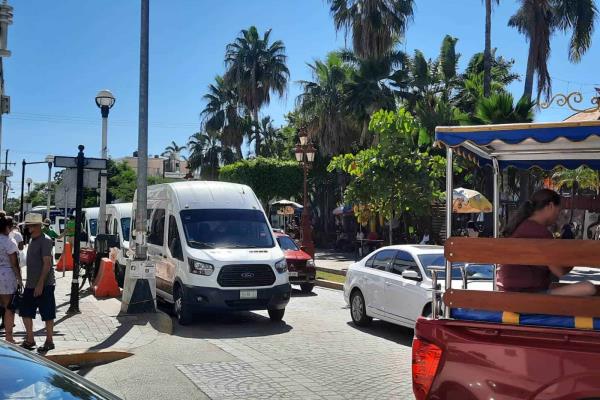 Hay cruceros, pero no trabajo para guías de turistas en Mazatlán