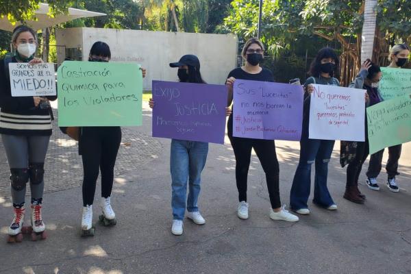 Se manifiestan en el botánico por presunta violación