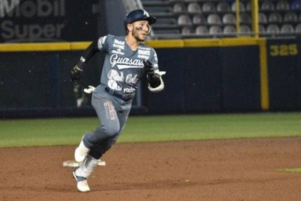 Algodoneros vence a Sultanes y se apunta la serie