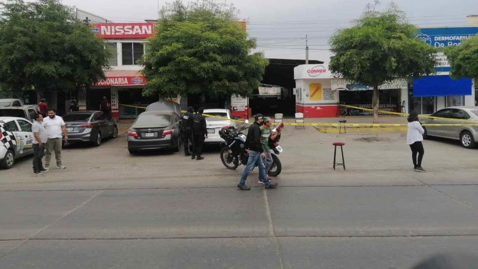 Balean a dos afuera de taller, frente al panteón Civil de Culiacán