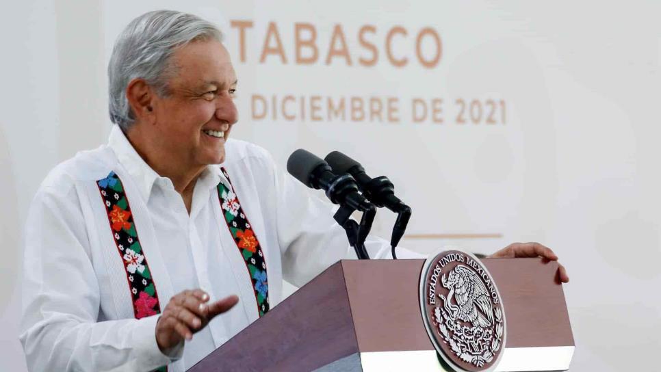 López Obrador llama conservador al INE por bloquear su consulta